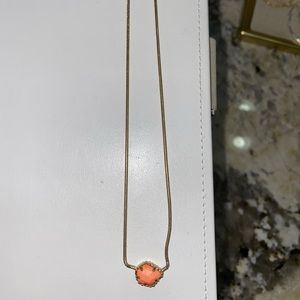 peach kendra scott necklace